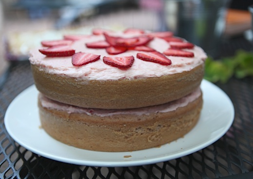 strawberry cake