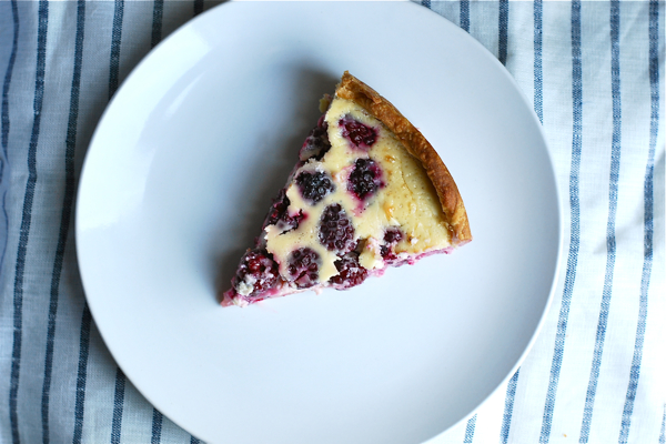 Blackberry cheesecake tart via brooklynsupper.net