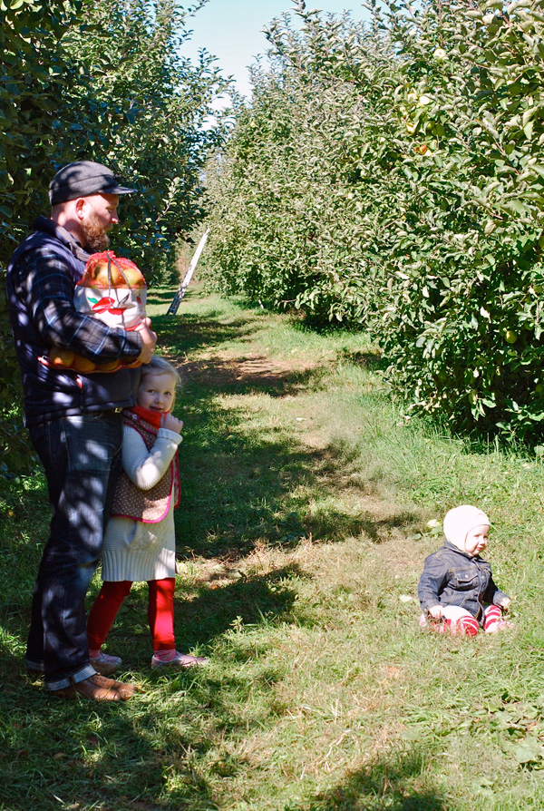Family apple picking; © Brooklyn Supper 2012, all rights reserved