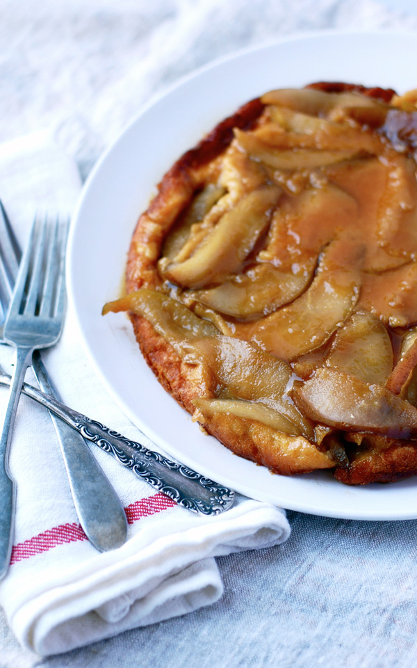 pear vanilla dutch baby pancake // brooklyn supper