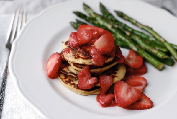 coconut flour pancakes with strawberries (gluten-free) // brooklyn supper