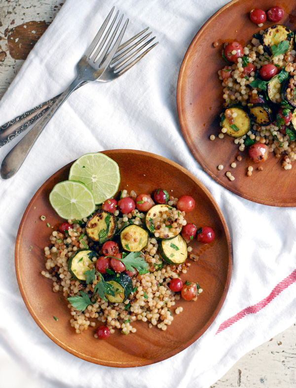 toasted israeli couscous with zucchini and grapes // brooklyn supper