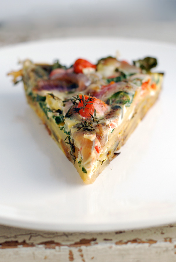 roasted potato, kale and tomato frittata // brooklyn supper