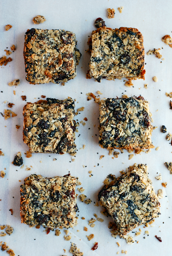 chewy black mission fig granola bars + healthier kids // brooklyn supper