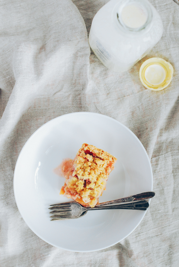 peach crumb slab pie // brooklyn supper