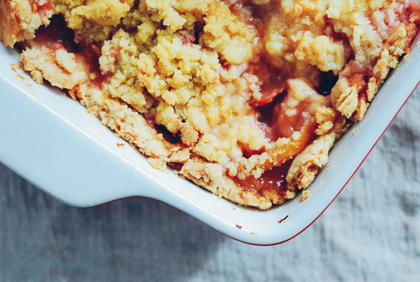 peach crumb slab pie // brooklyn supper