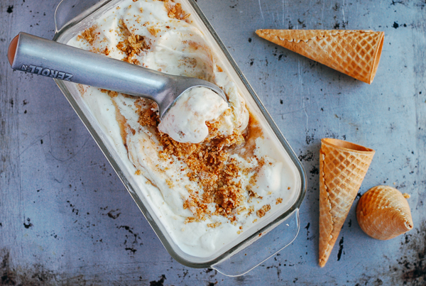 apple crisp ice cream // brooklyn supper