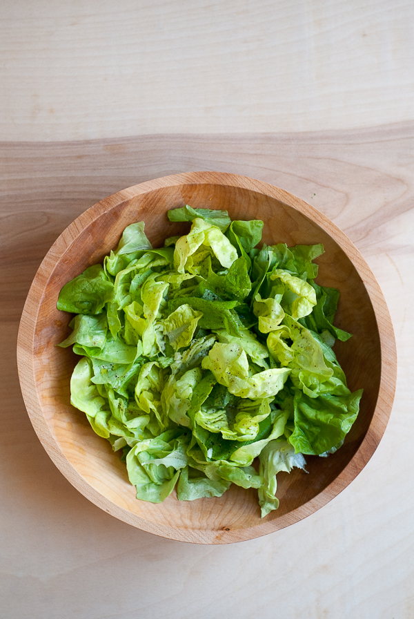 butter lettuce salad with lemon vinaigrette // brooklyn supper