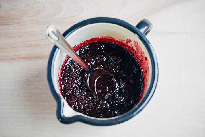 honey cornmeal waffles with blackberry syrup // brooklyn supper