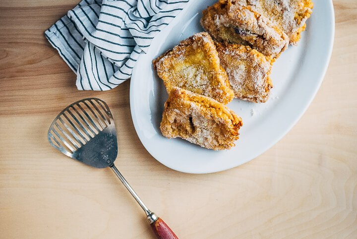 concord grape jelly sandwich donuts // brooklyn supper