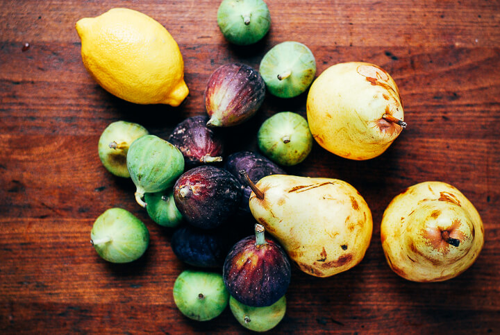 fig and pear salad with vanilla bean vinaigrette // brooklyn supper