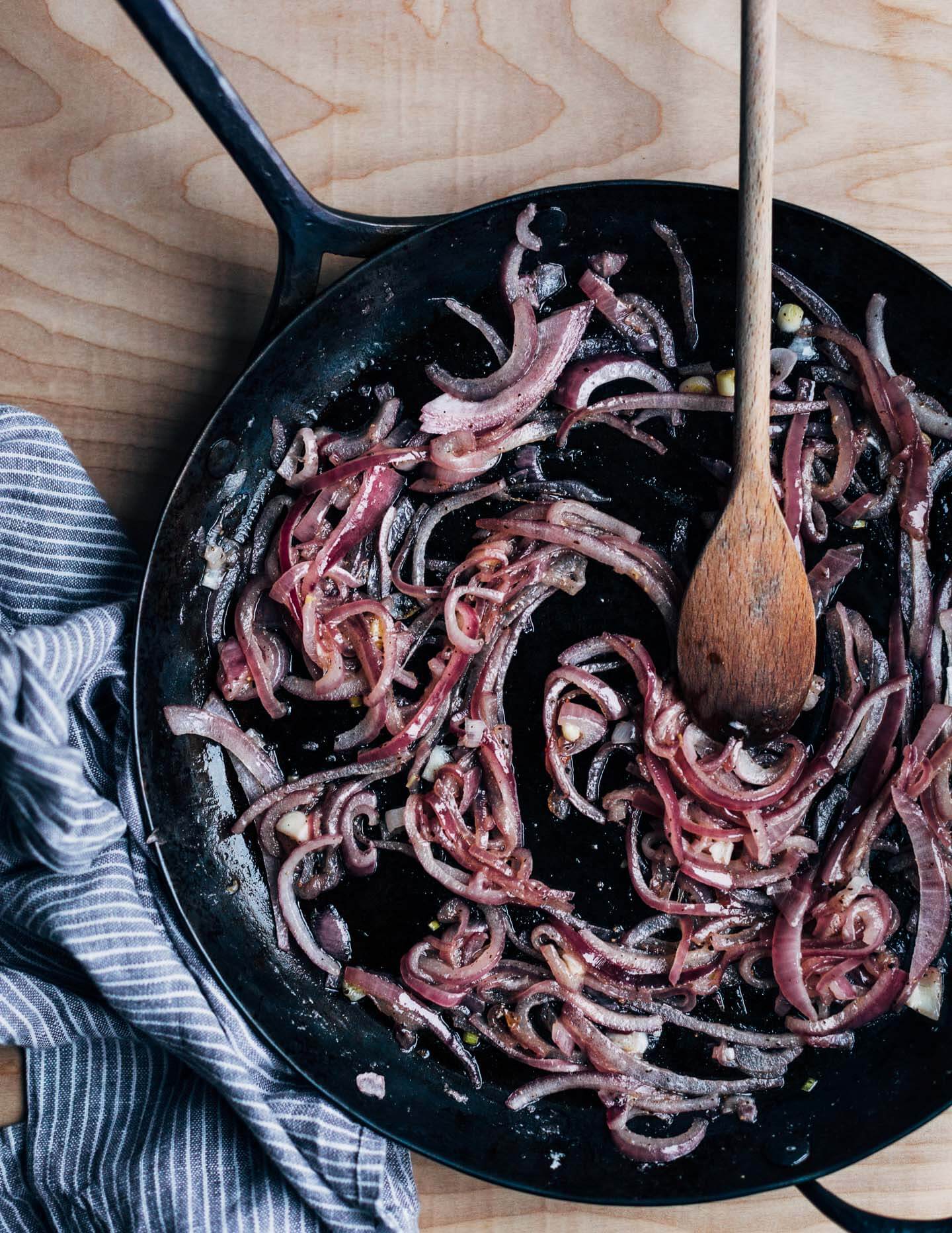 Caramelized onions in the skillet