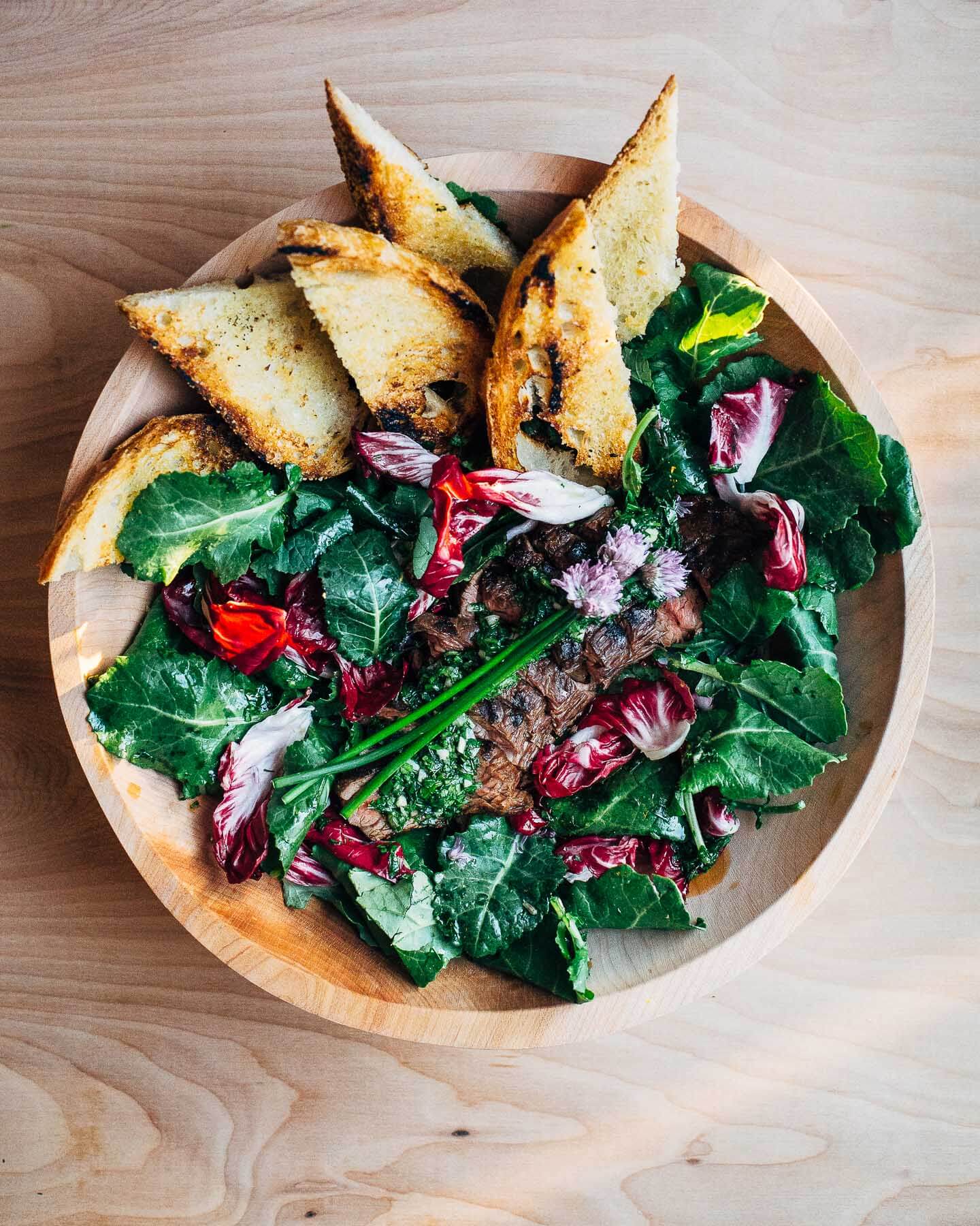 https://brooklynsupper.com/wp-content/uploads/2016/03/steak-and-kale-salad12.jpg