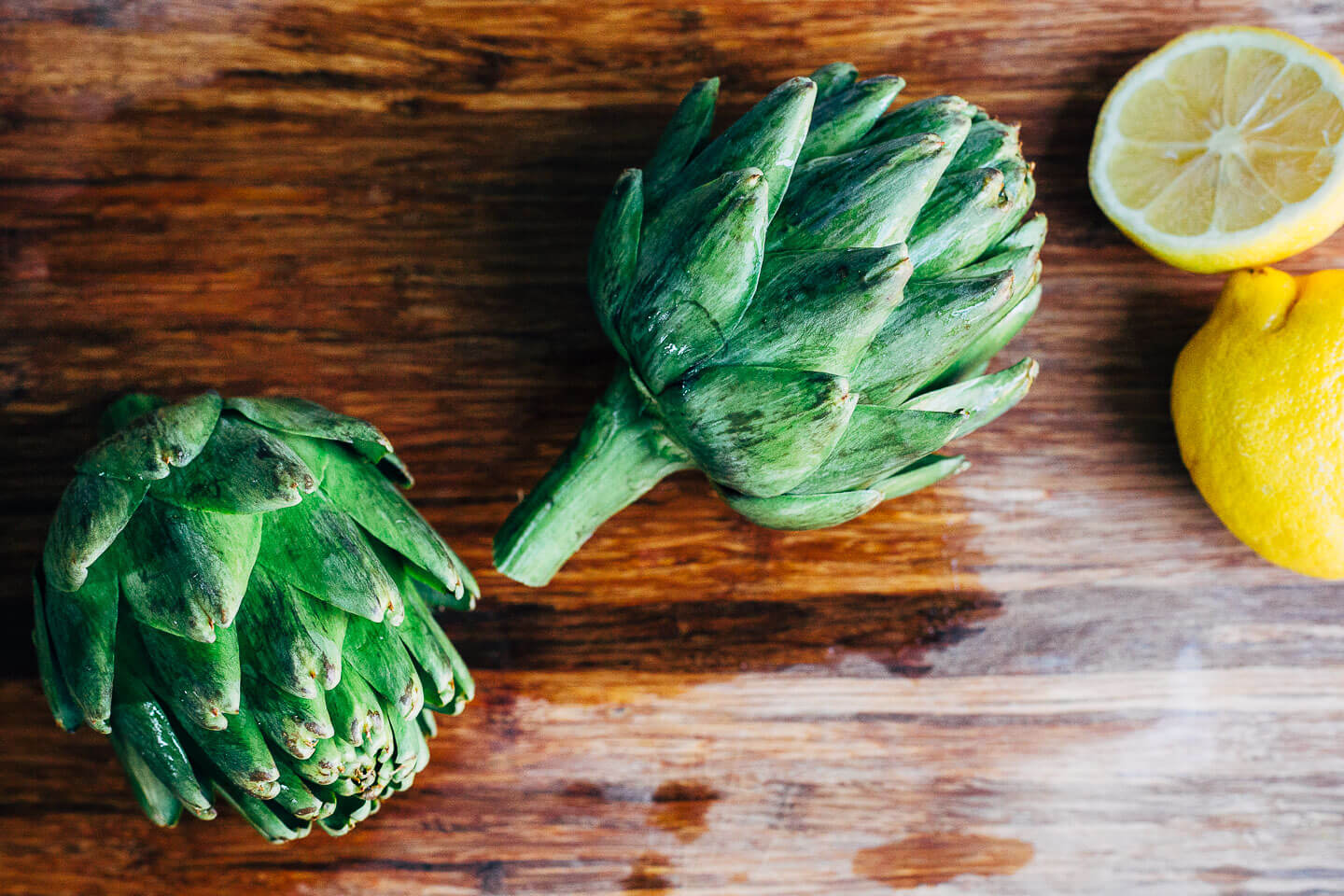 steamed artichokes with roasted garlic aioli // brooklyn supper