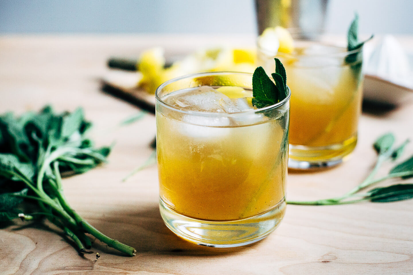 sage gold rush cocktails // brooklyn supper