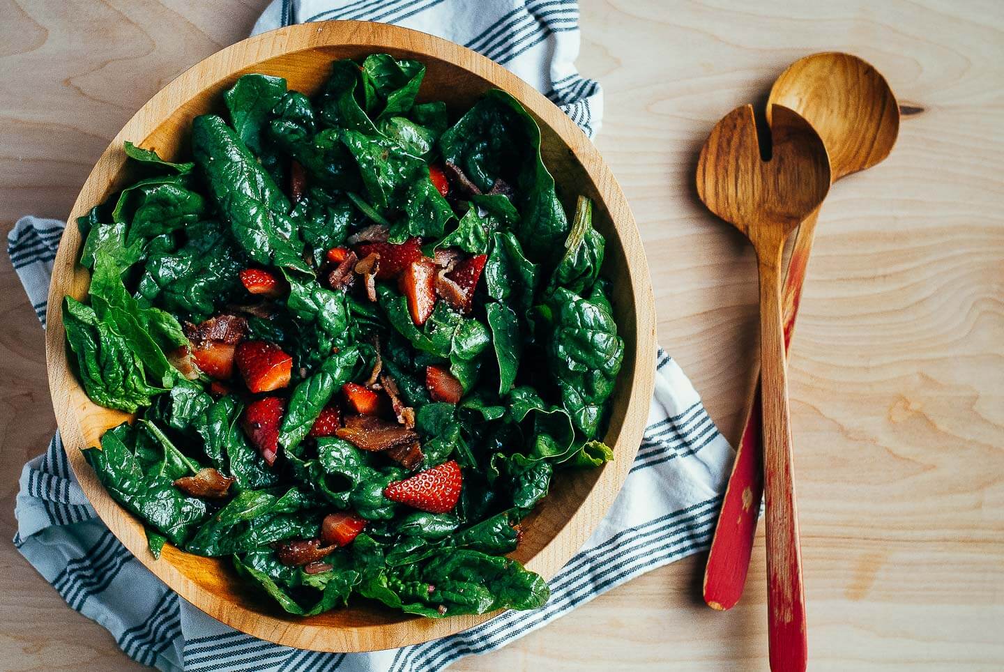 strawberry spinach salad with bacon // brooklyn supper