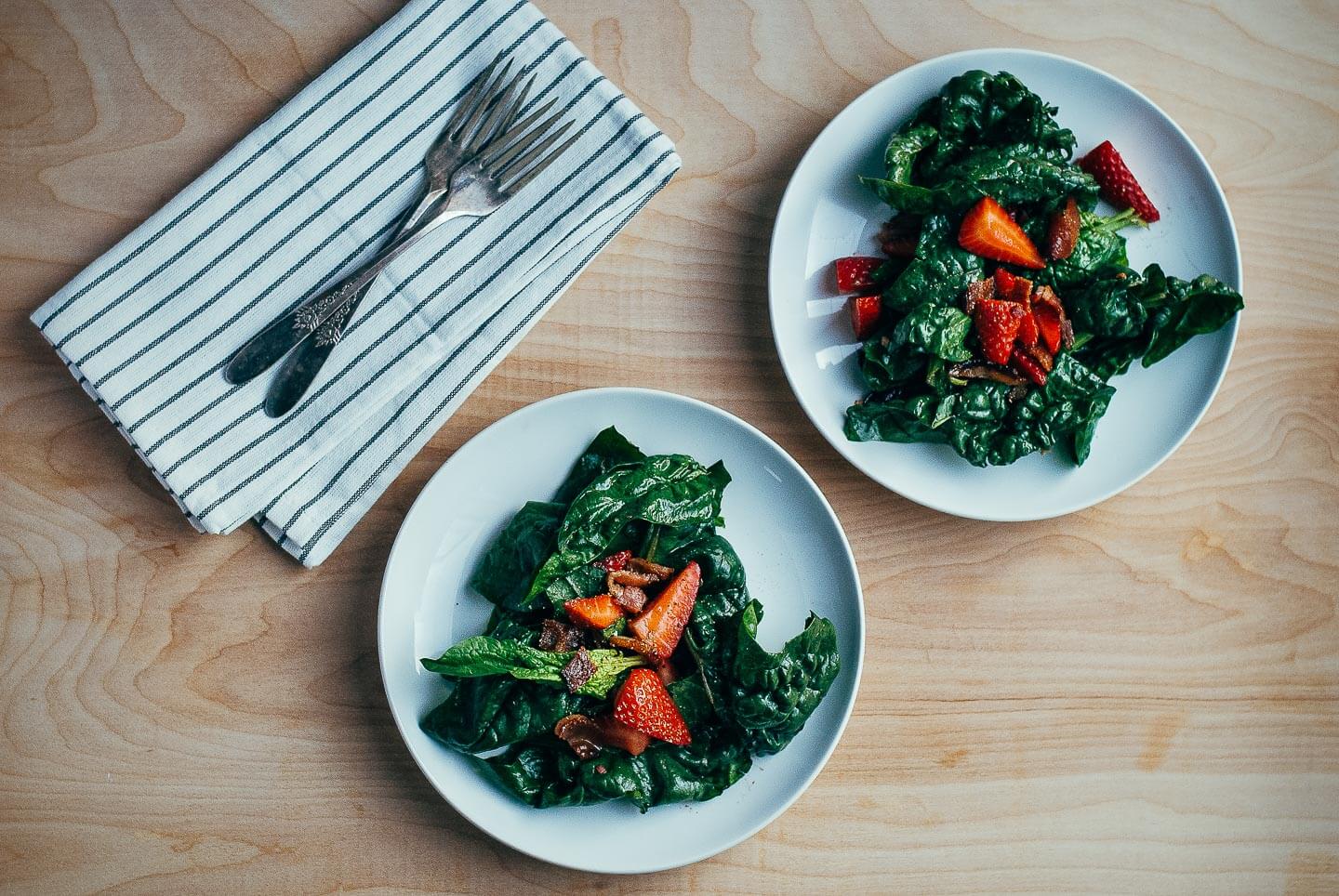 strawberry spinach salad with bacon // brooklyn supper