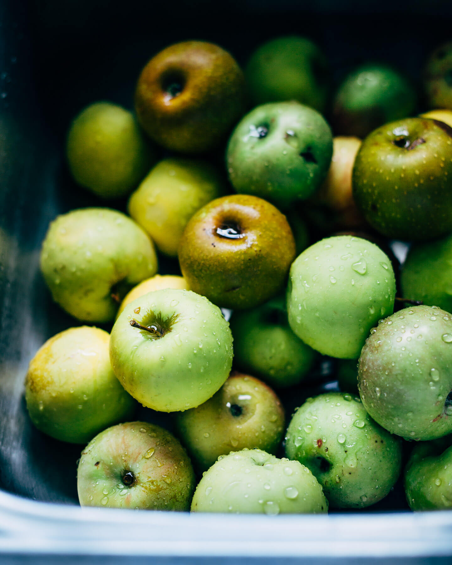 rye crust heirloom apple and bay leaf pie // brooklyn supper