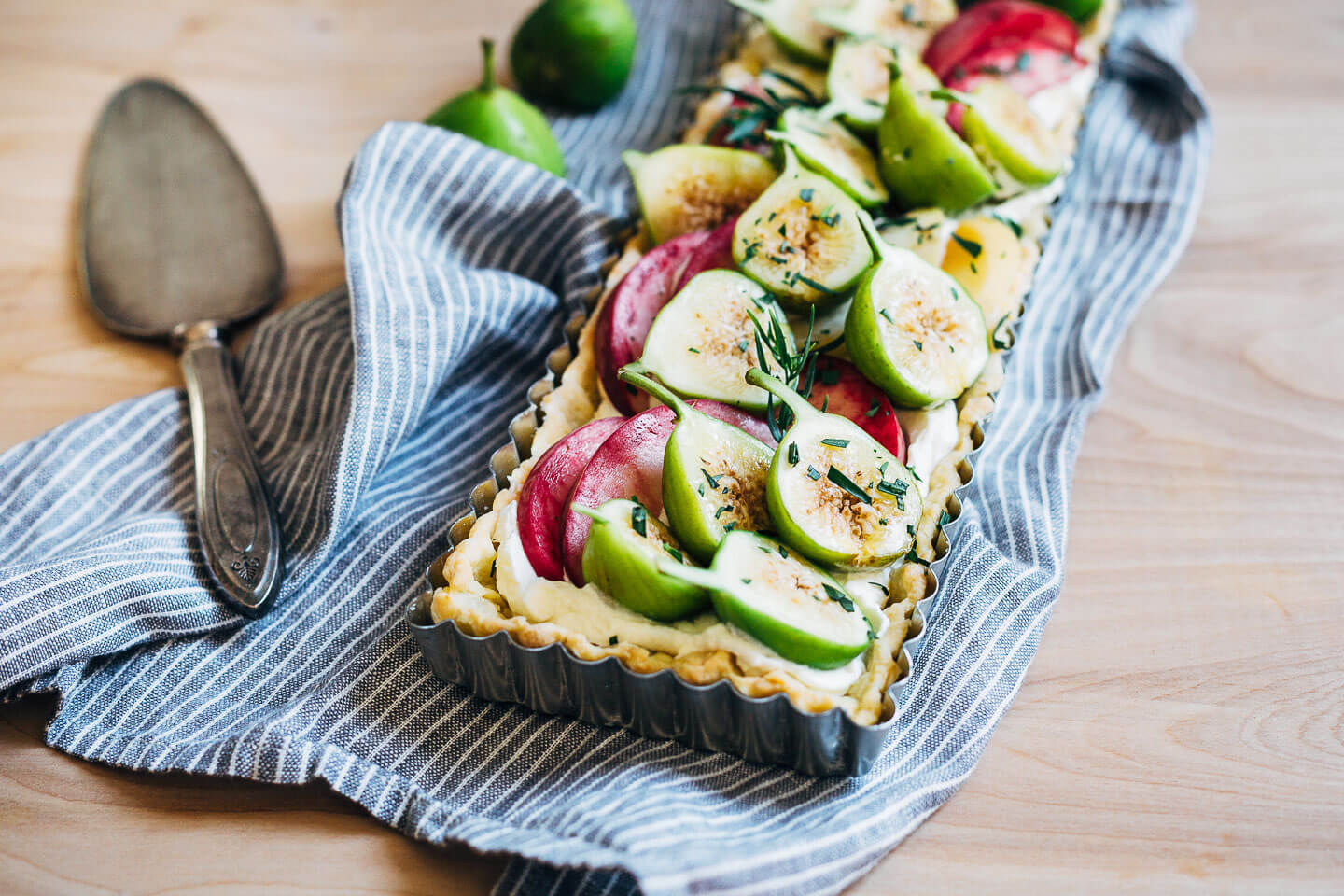 fig and peach mascarpone tart // brooklyn supper