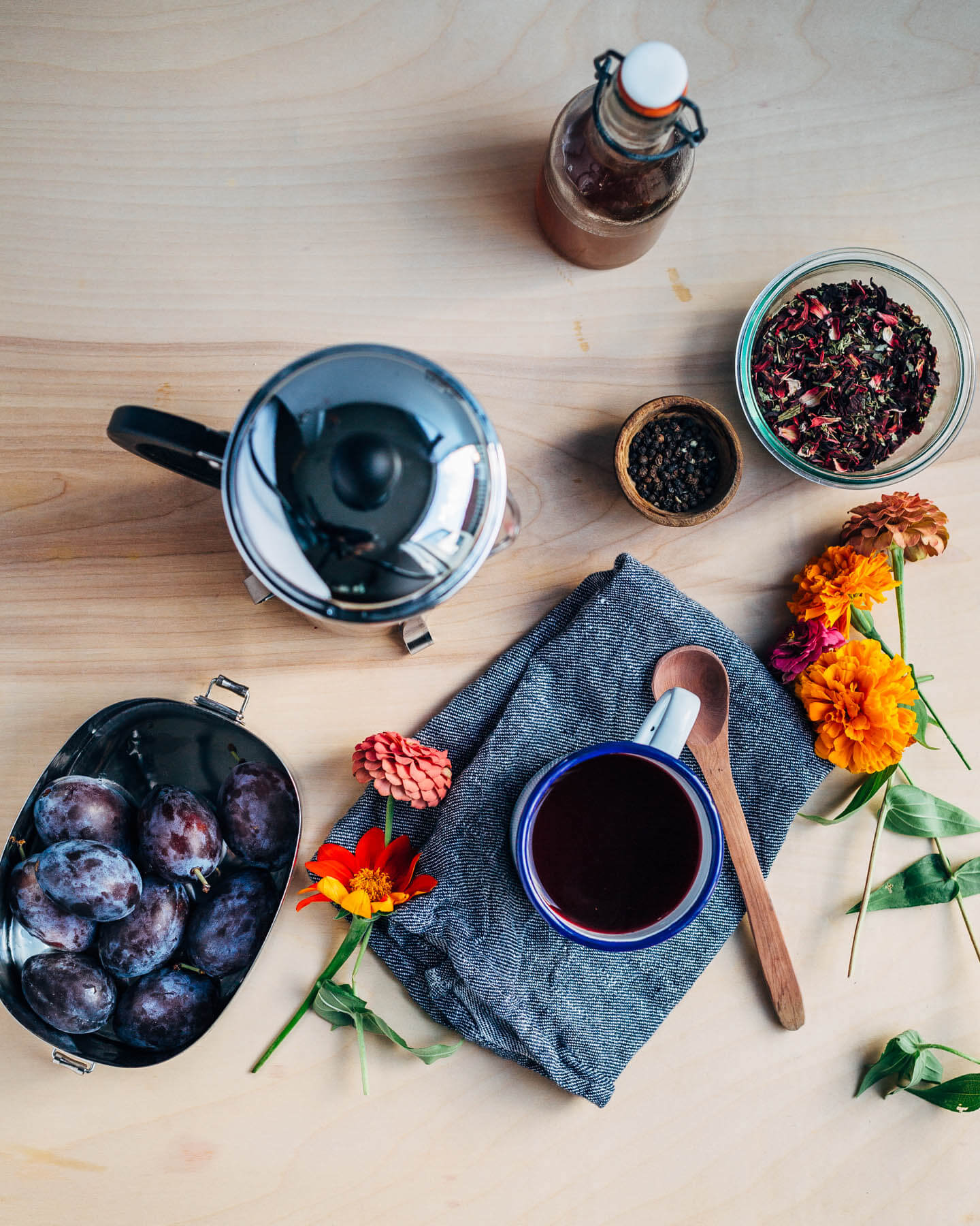 mandarin hibiscus tea with black pepper and cinnamon // brooklyn supper