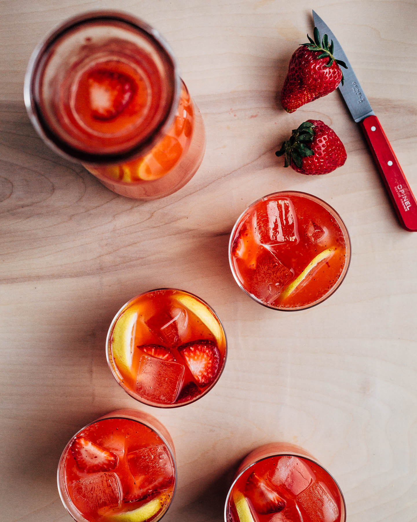 ginger and roasted strawberry lemonade // brooklyn supper