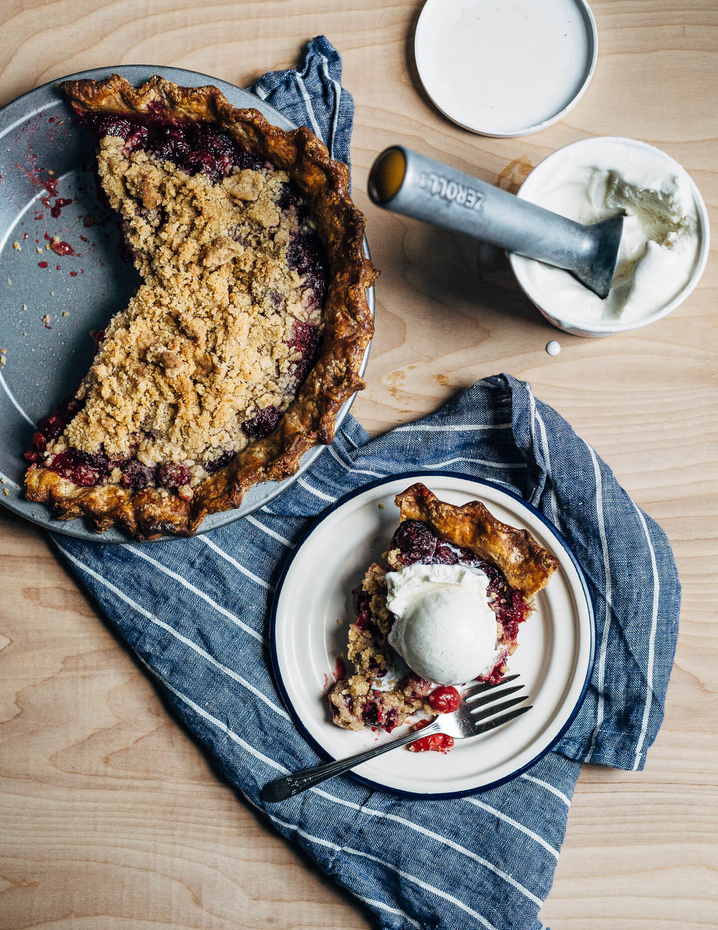 whole wheat sour cherry crumb pie // brooklyn supper