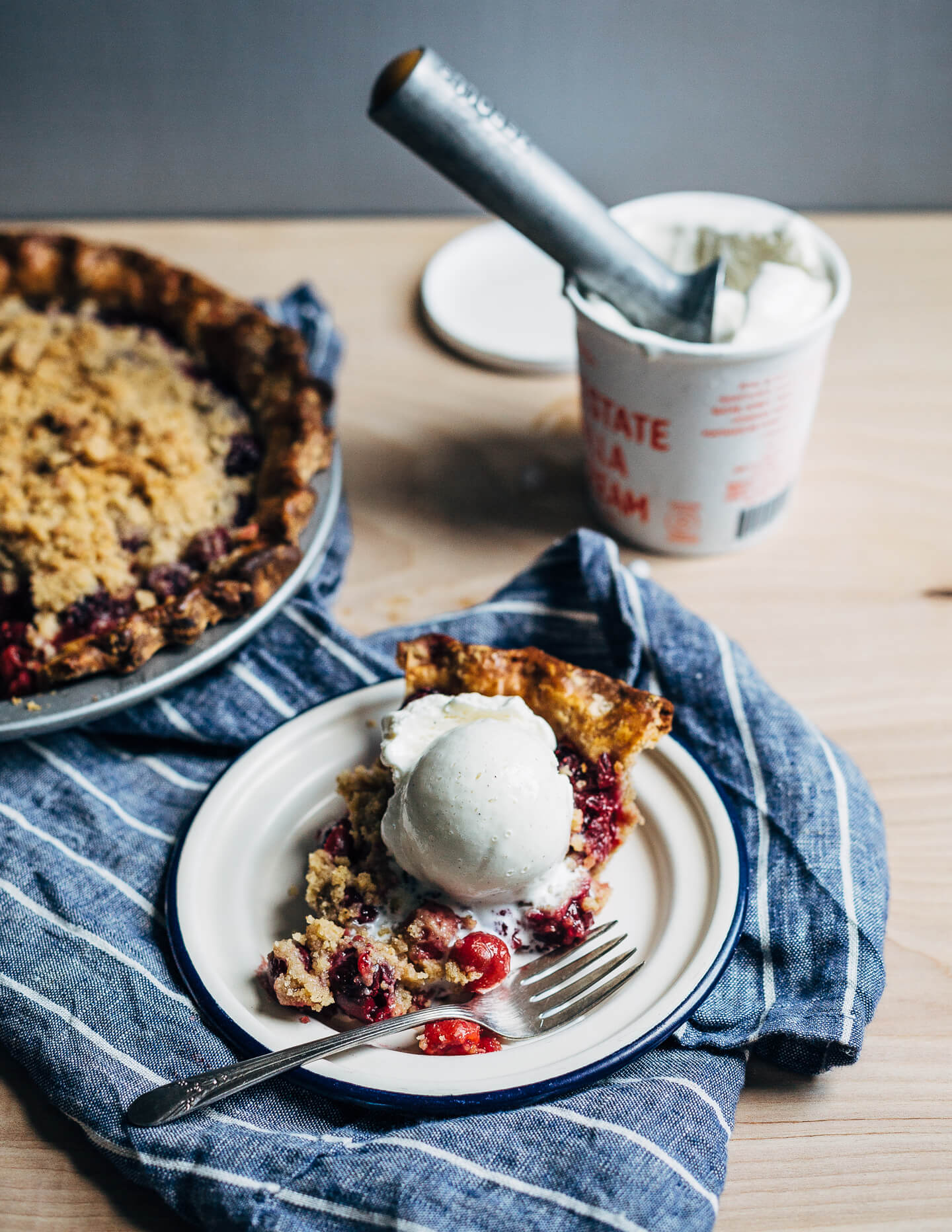 whole wheat sour cherry crumb pie // brooklyn supper