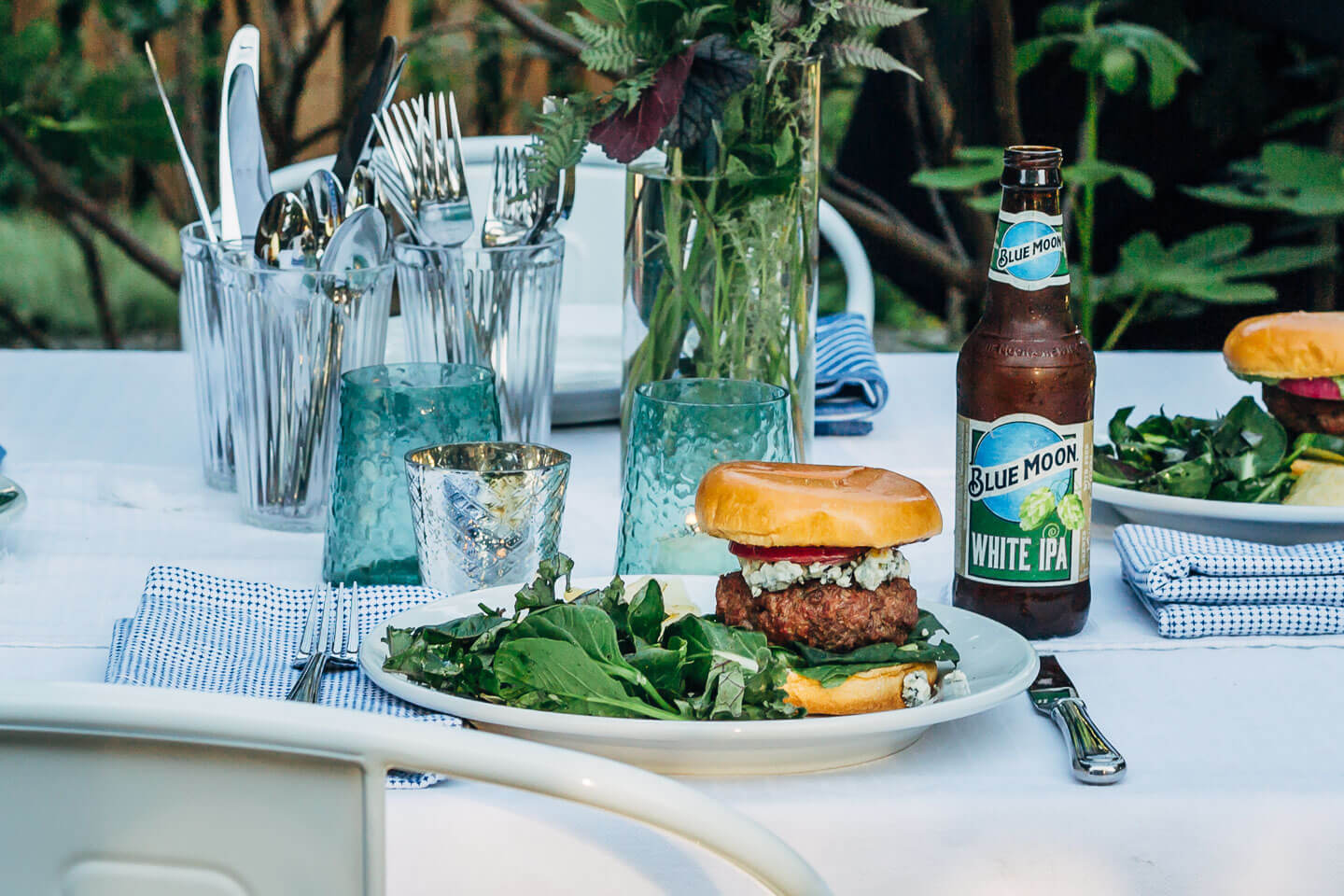 backyard burgers with friends // brooklyn supper