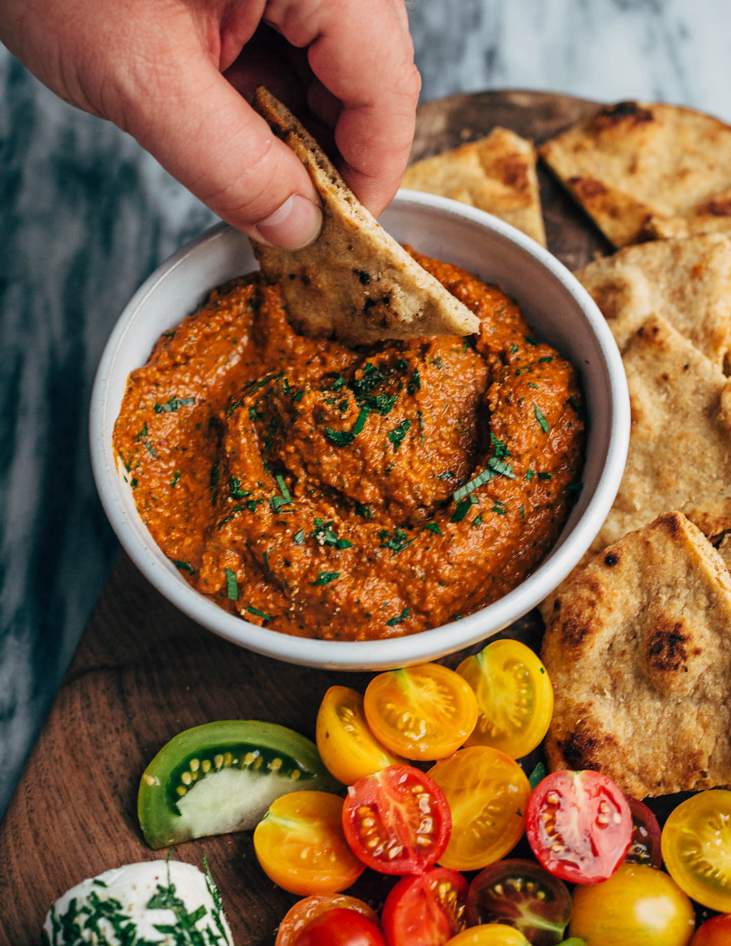 roasted tomato and red pepper dip // brooklyn supper