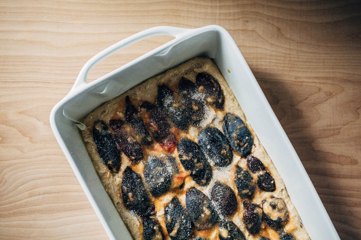 spelt plum cake with vanilla bean // brooklyn supper