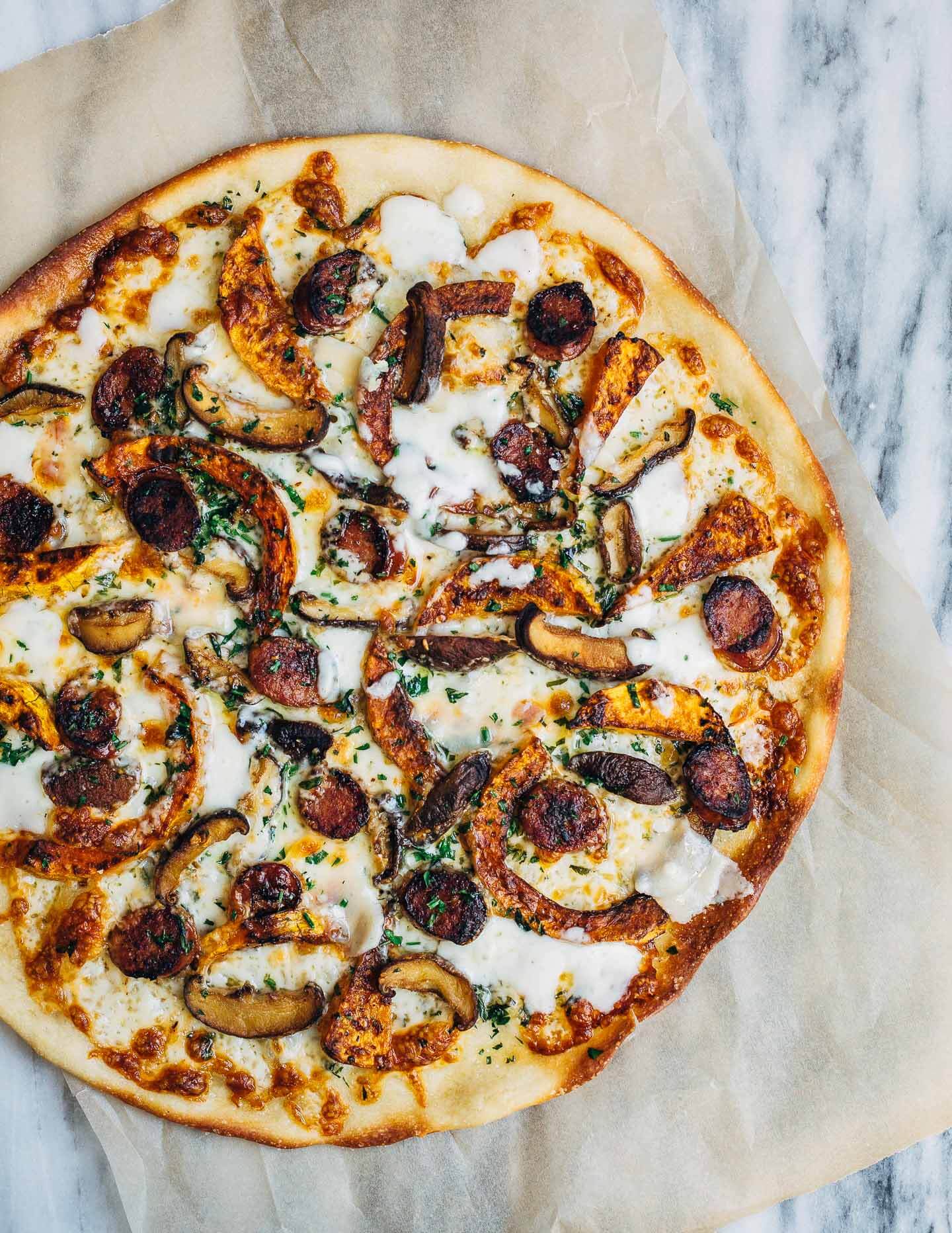 Roasted butternut squash and sausage pizza makes for the BEST fall meal!