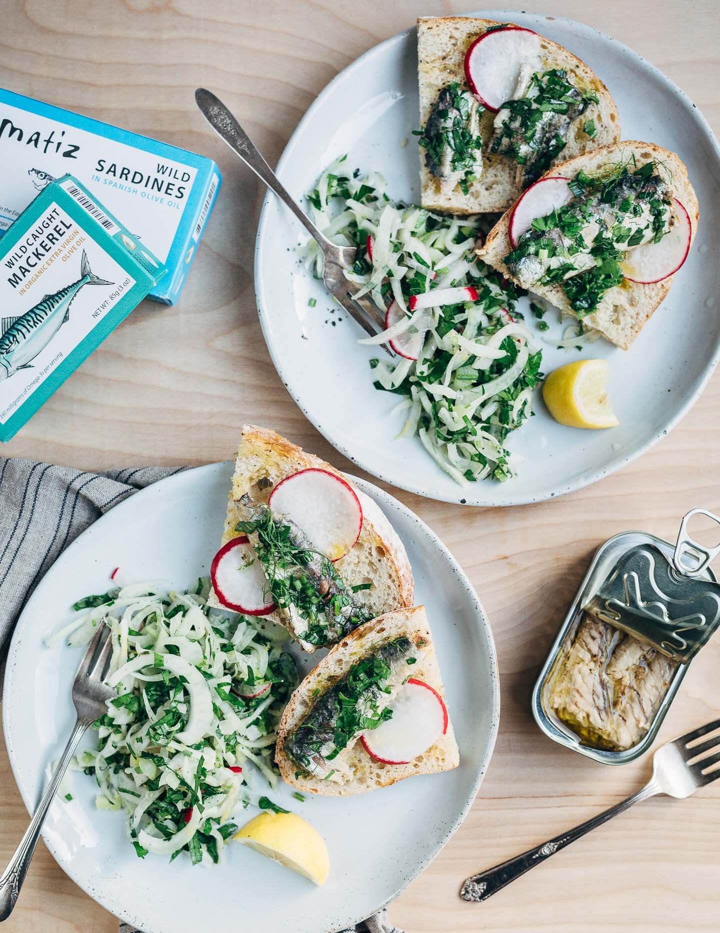 Herbed sardine toasts with fennel salad, made with Matiz tinned sardines. 